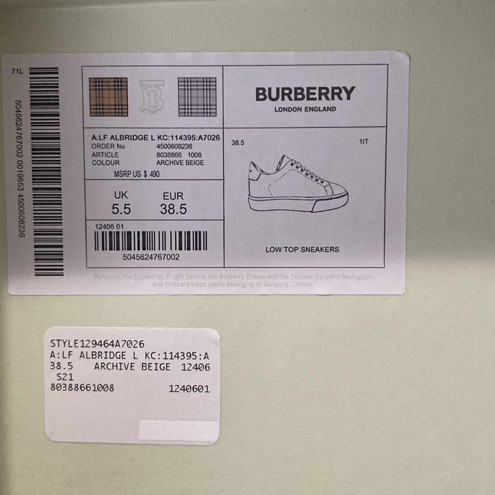 Authentic Burberry shoes - Picture 11 of 11